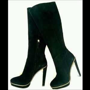 Bcbgmaxazria platform boots
